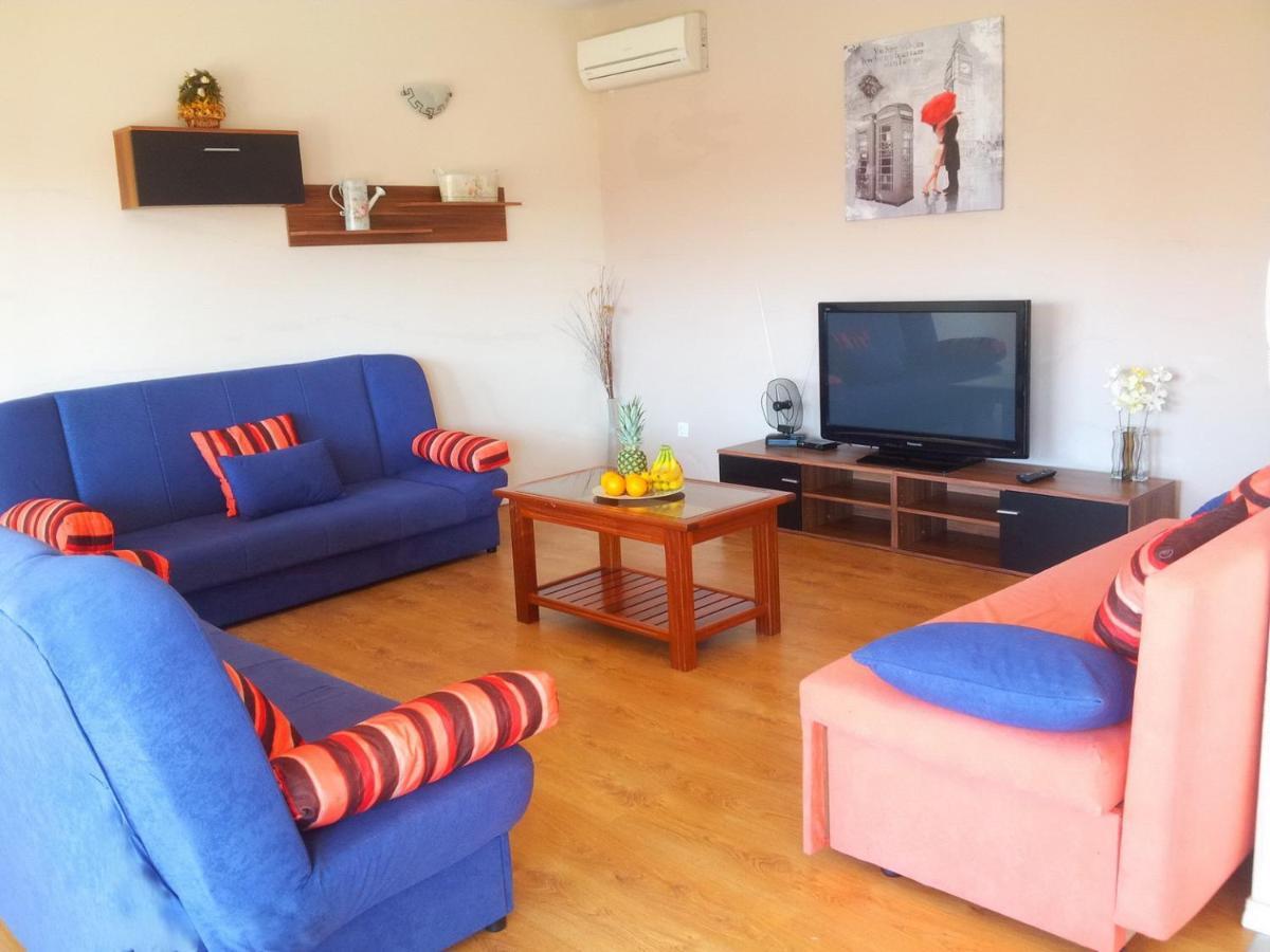 Apartment Maria - Comfortable Kaštela Dış mekan fotoğraf